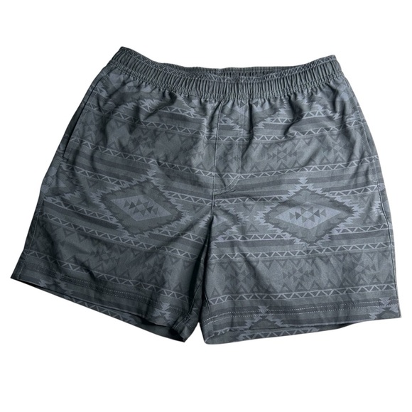 Chubbies Men's The Quests 5.5" Compression
Lined Shorts. Size Small - Picture 1 of 5